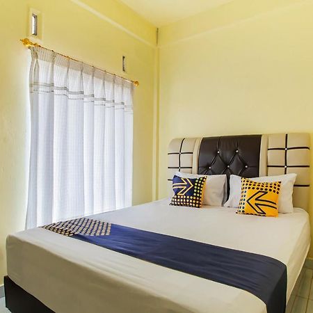Spot On 2824 Hotel Permata Tongging Extérieur photo